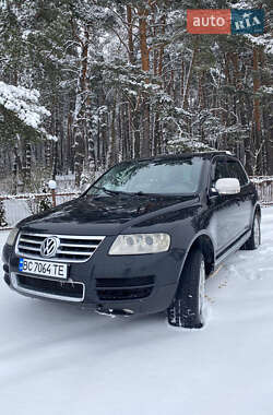 Внедорожник / Кроссовер Volkswagen Touareg 2003 в Золочеве