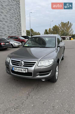 Внедорожник / Кроссовер Volkswagen Touareg 2008 в Харькове