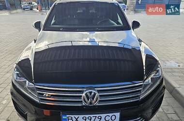 Позашляховик / Кросовер Volkswagen Touareg 2018 в Кам'янець-Подільському