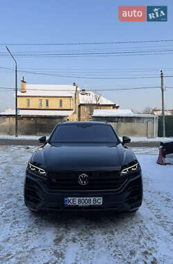 Позашляховик / Кросовер Volkswagen Touareg 2023 в Києві