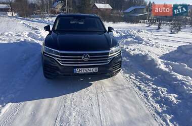 Внедорожник / Кроссовер Volkswagen Touareg 2020 в Житомире