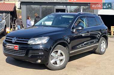 Внедорожник / Кроссовер Volkswagen Touareg 2013 в Виннице