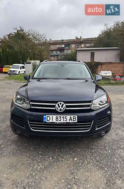 Позашляховик / Кросовер Volkswagen Touareg 2012 в Кам'янець-Подільському