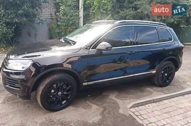 Внедорожник / Кроссовер Volkswagen Touareg 2014 в Черкассах