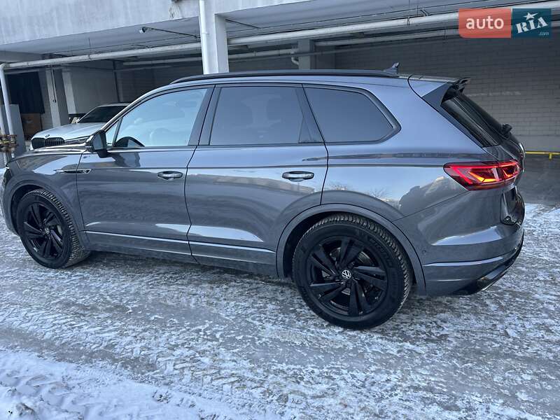 Внедорожник / Кроссовер Volkswagen Touareg 2023 в Киеве фото 17 Внедорожник / Кроссовер Volkswagen Touareg 2023 в Киеве