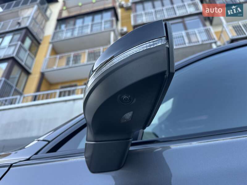 Внедорожник / Кроссовер Volkswagen Touareg 2023 в Киеве фото 31 Внедорожник / Кроссовер Volkswagen Touareg 2023 в Киеве