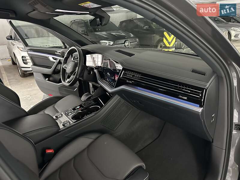 Внедорожник / Кроссовер Volkswagen Touareg 2023 в Киеве фото 48 Внедорожник / Кроссовер Volkswagen Touareg 2023 в Киеве