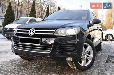 Внедорожник / Кроссовер Volkswagen Touareg 2011 в Одессе
