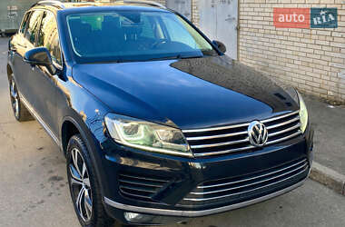 Внедорожник / Кроссовер Volkswagen Touareg 2017 в Киеве