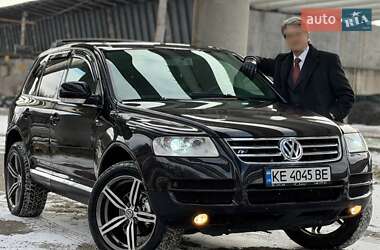 Внедорожник / Кроссовер Volkswagen Touareg 2004 в Днепре