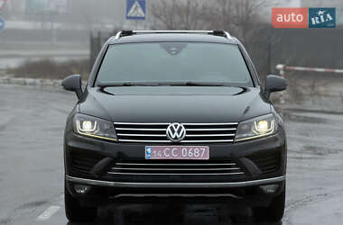 Внедорожник / Кроссовер Volkswagen Touareg 2015 в Запорожье