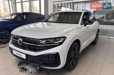 Внедорожник / Кроссовер Volkswagen Touareg 2024 в Житомире
