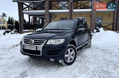 Внедорожник / Кроссовер Volkswagen Touareg 2008 в Киеве