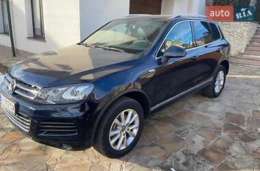 Внедорожник / Кроссовер Volkswagen Touareg 2014 в Тернополе