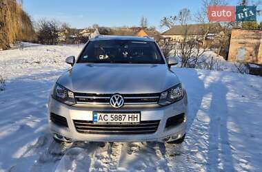 Внедорожник / Кроссовер Volkswagen Touareg 2011 в Луцке