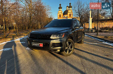 Внедорожник / Кроссовер Volkswagen Touareg 2011 в Запорожье