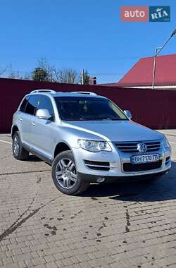 Позашляховик / Кросовер Volkswagen Touareg 2007 в Ширяєвому