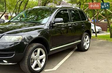 Внедорожник / Кроссовер Volkswagen Touareg 2006 в Киеве