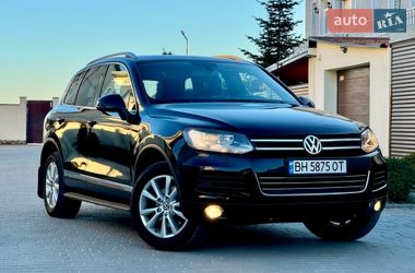 Внедорожник / Кроссовер Volkswagen Touareg 2012 в Одессе