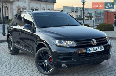 Внедорожник / Кроссовер Volkswagen Touareg 2011 в Мукачево