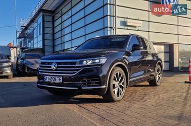 Позашляховик / Кросовер Volkswagen Touareg 2020 в Києві