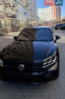 Позашляховик / Кросовер Volkswagen Touareg 2024 в Одесі