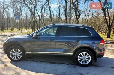 Внедорожник / Кроссовер Volkswagen Touareg 2012 в Запорожье