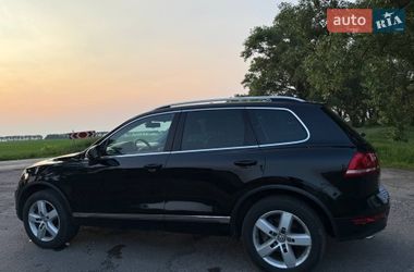 Внедорожник / Кроссовер Volkswagen Touareg 2011 в Василькове