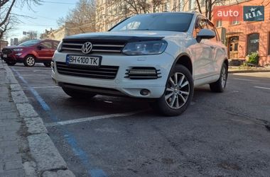 Внедорожник / Кроссовер Volkswagen Touareg 2013 в Одессе