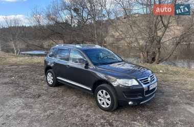 Позашляховик / Кросовер Volkswagen Touareg 2008 в Звягелі