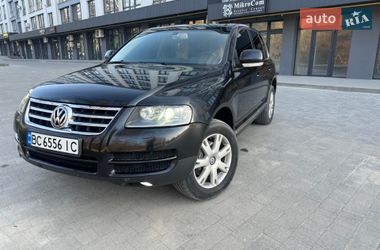 Внедорожник / Кроссовер Volkswagen Touareg 2006 в Новояворовске