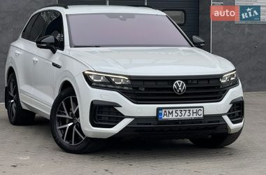 Позашляховик / Кросовер Volkswagen Touareg 2022 в Києві