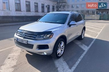Внедорожник / Кроссовер Volkswagen Touareg 2010 в Радомышле