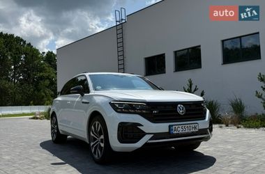 Позашляховик / Кросовер Volkswagen Touareg 2019 в Києві