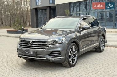Позашляховик / Кросовер Volkswagen Touareg 2020 в Тернополі