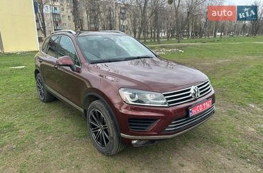 Позашляховик / Кросовер Volkswagen Touareg 2017 в Первомайську