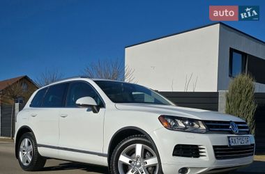 Внедорожник / Кроссовер Volkswagen Touareg 2014 в Киеве