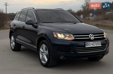 Позашляховик / Кросовер Volkswagen Touareg 2010 в Зборові