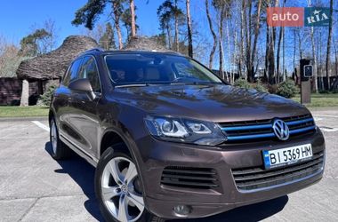 Позашляховик / Кросовер Volkswagen Touareg 2010 в Борисполі
