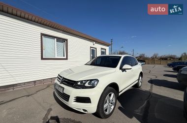 Внедорожник / Кроссовер Volkswagen Touareg 2011 в Запорожье