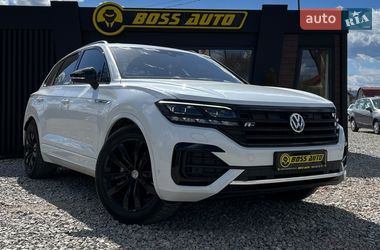Внедорожник / Кроссовер Volkswagen Touareg 2018 в Коломые