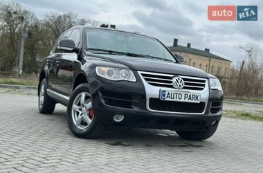 Позашляховик / Кросовер Volkswagen Touareg 2008 в Снятині