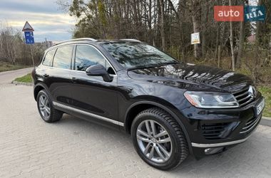 Позашляховик / Кросовер Volkswagen Touareg 2015 в Львові