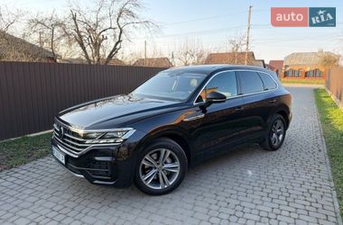 Позашляховик / Кросовер Volkswagen Touareg 2021 в Кривому Розі