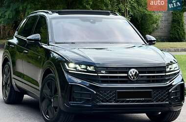 Позашляховик / Кросовер Volkswagen Touareg 2025 в Рівному