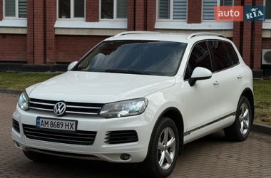 Внедорожник / Кроссовер Volkswagen Touareg 2012 в Чернигове