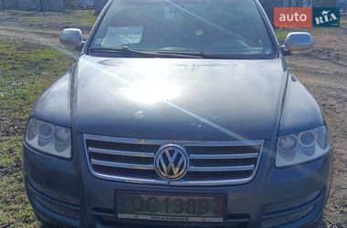 Внедорожник / Кроссовер Volkswagen Touareg 2004 в Днепре