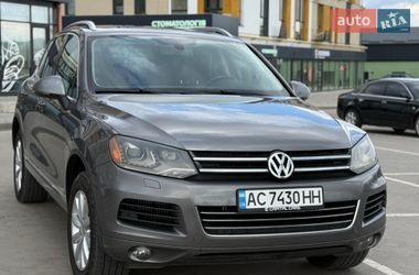 Внедорожник / Кроссовер Volkswagen Touareg 2011 в Луцке