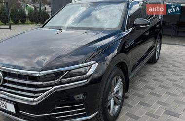 Внедорожник / Кроссовер Volkswagen Touareg 2018 в Полтаве