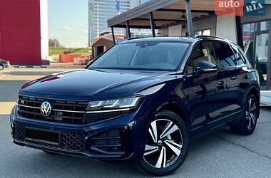Внедорожник / Кроссовер Volkswagen Touareg 2024 в Киеве